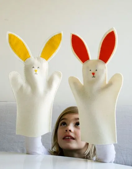 Títeres de conejitos de pascua - Decoracion - EstiloPeques Títeres de conejitos de pascua - Decoracion - EstiloPeques