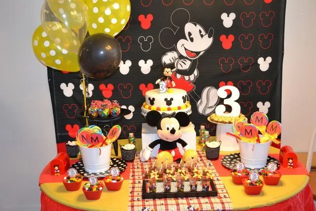 IDEAS: DECORACION MICKEY MOUSE | Una Mami Creativa