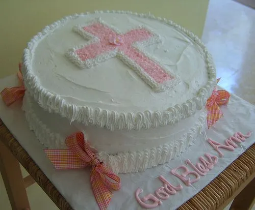 Ideas de Decoración para tortas de Bautismo | eHow en Español