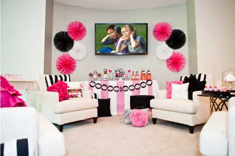 Ideas para decorar la sala para una fiesta | Fiesta101 Ideas para decorar la sala para una fiesta | Fiesta101