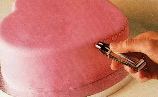 IDEAS PARA DECORAR TARTAS CON COBERTURA DE GLASA IDEAS PARA DECORAR TARTAS CON COBERTURA DE GLASA