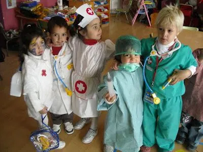 ideas disfraz para niños de médicos y enfermeras | Todo Halloween ideas disfraz para niños de médicos y enfermeras | Todo Halloween