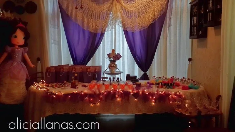 Ideas para una fiesta de Princesita Sofia | www.aliciallanas.com