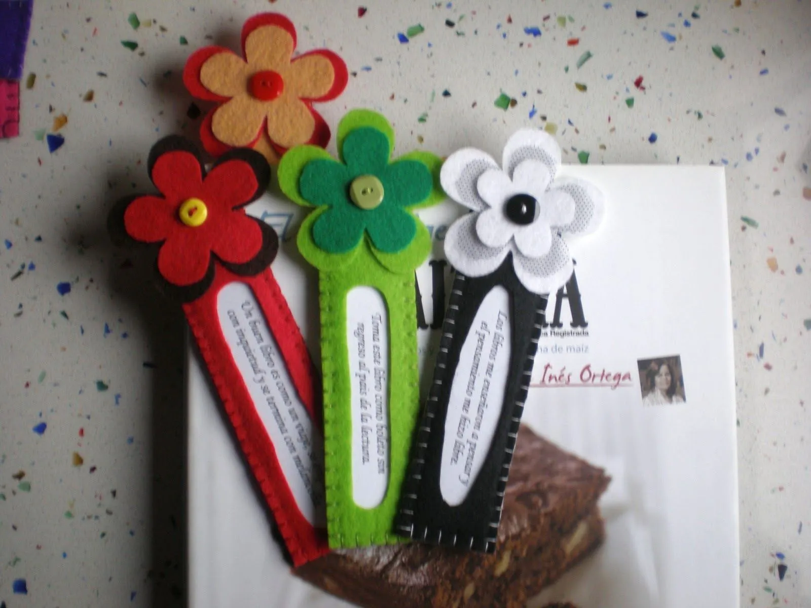 Mas Que Ideas: Marcapaginas