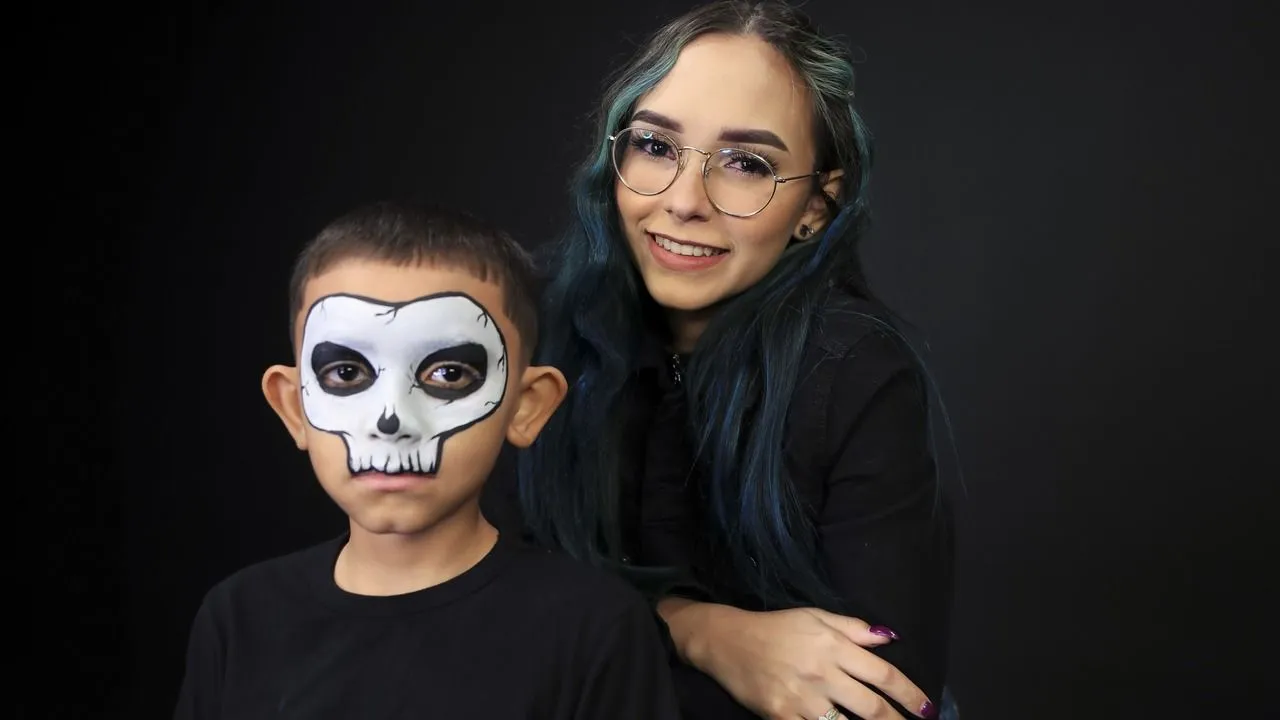 Dos ideas para pintar las caritas de tus niños con motivo de Halloween - El Nuevo Día Dos ideas para pintar las caritas de tus niños con motivo de Halloween - El Nuevo Día