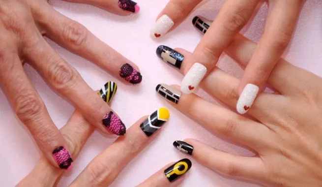 Ideas para pintar tu uñas con dibujos y animal print | 4LittleDots