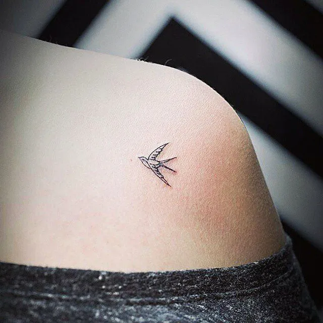Ideas: tatuajes pequeños para mujeres que tienes que tener en ... Ideas: tatuajes pequeños para mujeres que tienes que tener en ...
