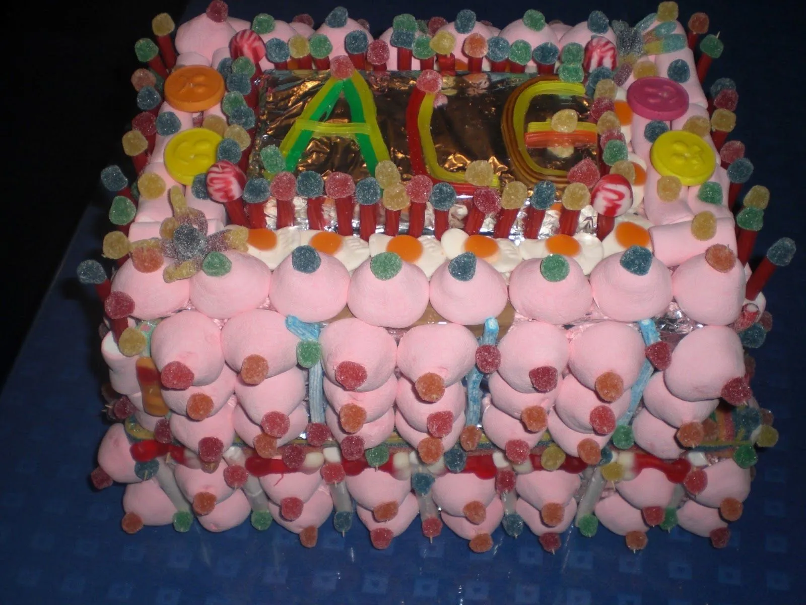ILLANGUA: Tarta de Chuches-