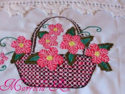 Imagen Canasta de flores - grupos.emagister.com Imagen Canasta de flores - grupos.emagister.com