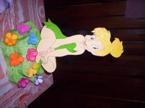 Centro de mesa en goma eva de Tinkerbell - Imagui