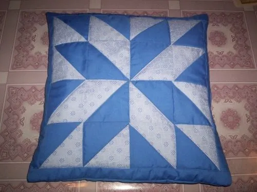 Imagen cojin patchwork - grupos.emagister.com Imagen cojin patchwork - grupos.emagister.com
