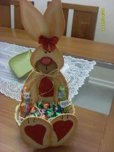 Conejos de pascua en goma eva - Imagui