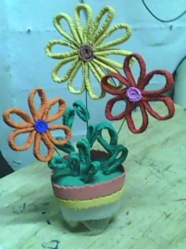 Imagen FLORES DE PAPEL CREPE - grupos.