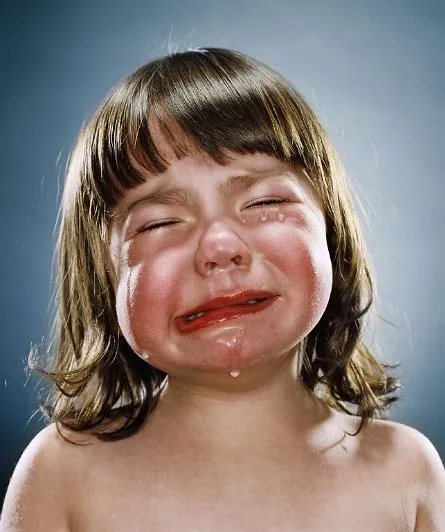 Por fin es viernesss!!! :: Niños llorando, de Jill Greenberg ... Por fin es viernesss!!! :: Niños llorando, de Jill Greenberg ...