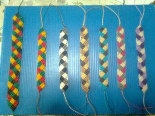 Imagen pulseras con hilo encerado - grupos.emagister.com Imagen pulseras con hilo encerado - grupos.emagister.com