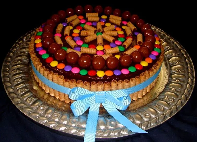 ARTE DULCE LORI: TORTA DE PIRULIN