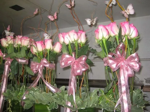 Arreglos florales de quinceañera - Imagui
