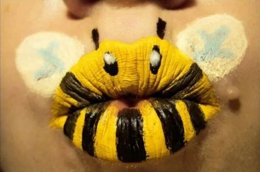 Imágenes Arte Pinturas: LABIOS PINTADOS EN FORMA DE ANIMALES