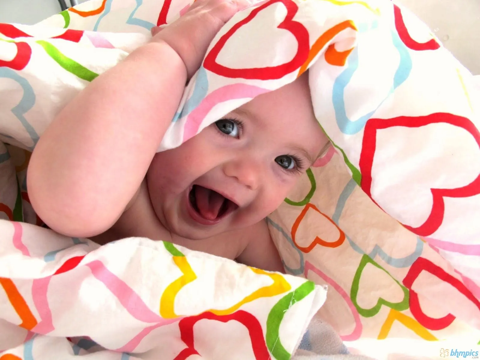 Imagenes de bebes tiernos ~ Los 20 mejores temas para Windows 7