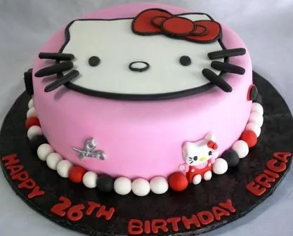 tarta-hello-kitti-rosa-negra.jpg