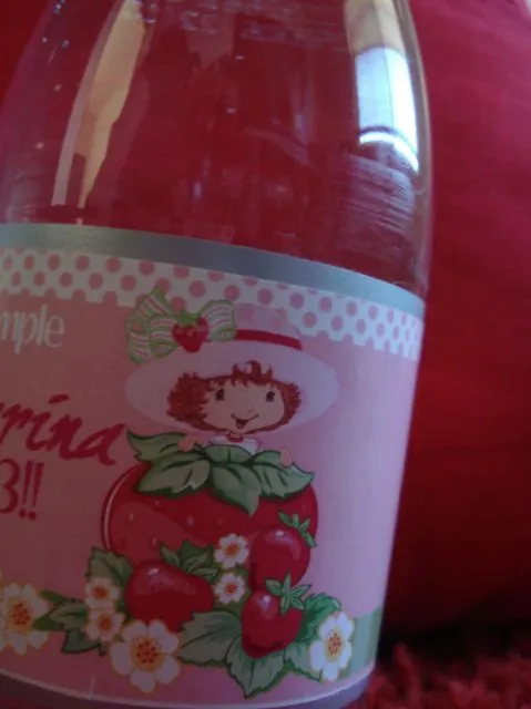 ... invitaciones y las aguas personalizadas de Rosita Fresita, muy ... invitaciones y las aguas personalizadas de Rosita Fresita, muy