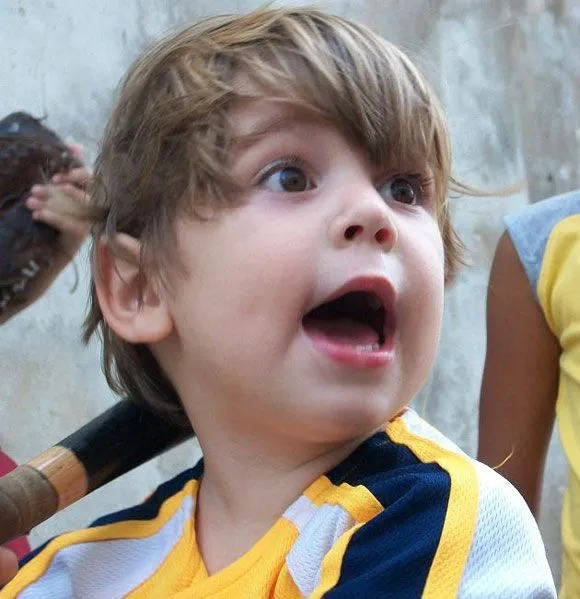 Cómo batea el pequeño! (+ Fotos y Video) | Cubadebate
