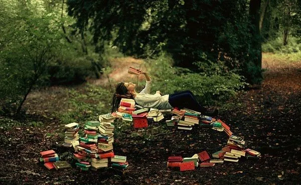 Imágenes creativas de mujeres bonitas by Rosie Hardy | Banco de ...