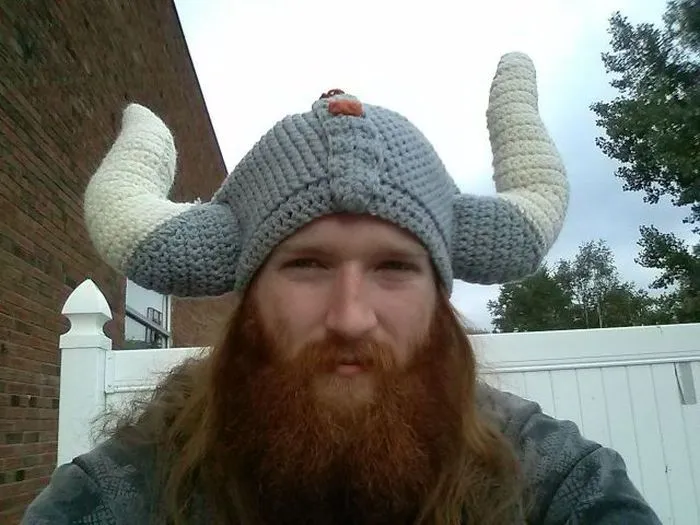 Gorras con estambre - Imagui