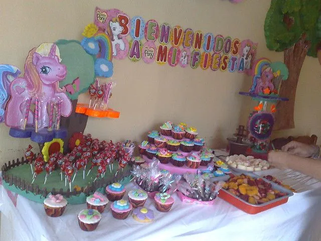 Pequeño pony decoración - Imagui