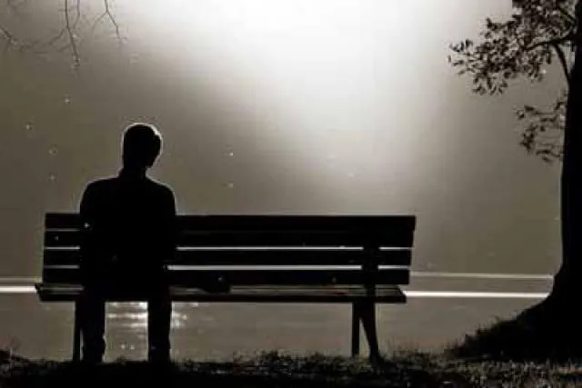 Imagenes de hombre triste - Imagui