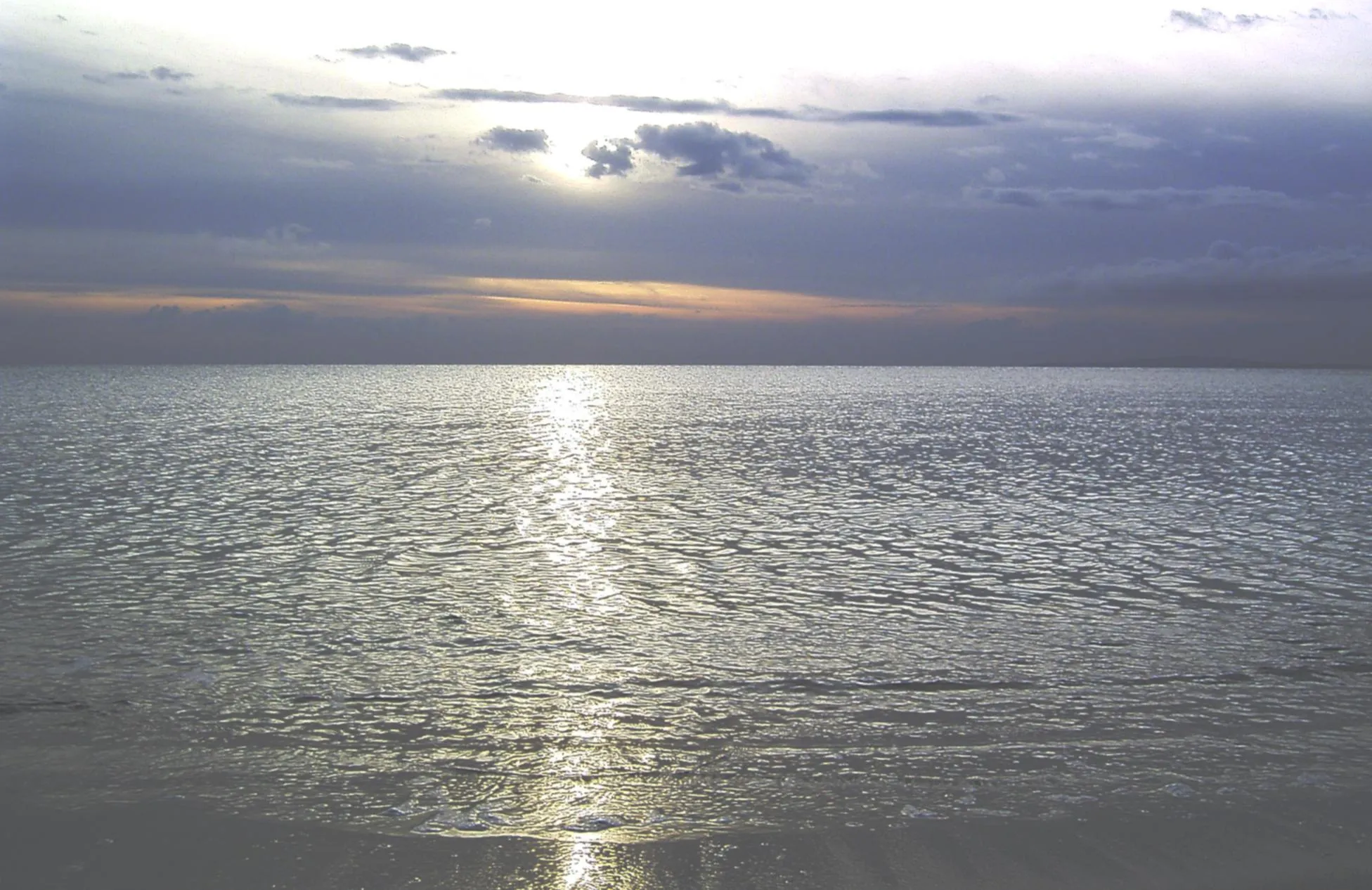 IMÁGENES MARAVILLOSAS: EL MAR EN CALMA Y EN TEMPESTAD IMÁGENES MARAVILLOSAS: EL MAR EN CALMA Y EN TEMPESTAD