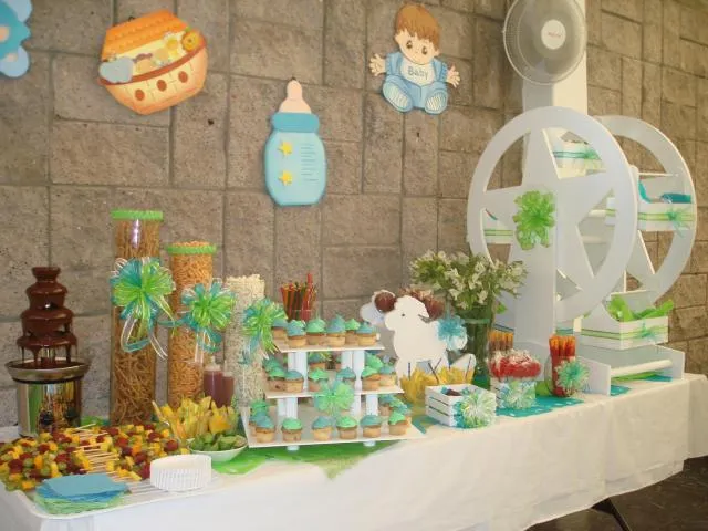 Mesas de postres y botanas para bautizo - Imagui
