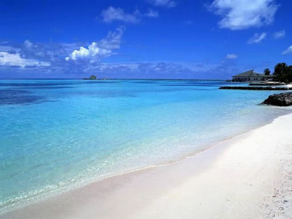 Fondos Gratis - Fondos Paisajes - Playa Cristalina Fondos Gratis - Fondos Paisajes - Playa Cristalina