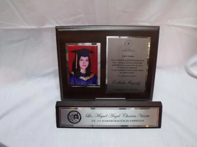 Imágenes de Paquetes de Graduación. en Monterrey Imágenes de Paquetes de Graduación. en Monterrey