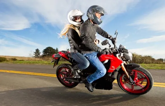 Imagenes de parejas en motocicletas - Imagui