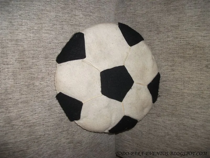 Imágenes de pelotas de fútbol en foami - Imagui