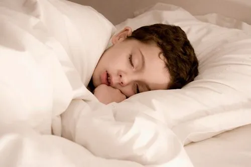Imágenes de personas durmiendo - Imagui