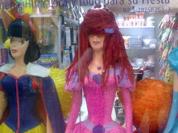 Princesas Disney emos - Imagui