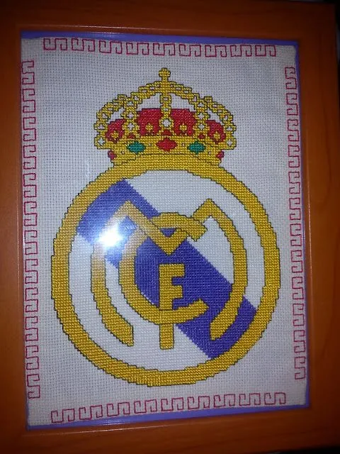 Plantilla punto de cruz real madrid - Imagui Plantilla punto de cruz real madrid - Imagui