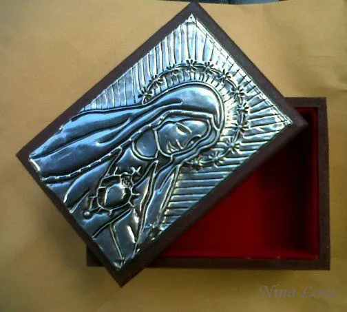 Repujado en Metal | Nina Lora | Página 2