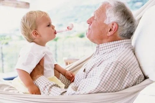 Caricaturas de abuelos tiernos - Imagui