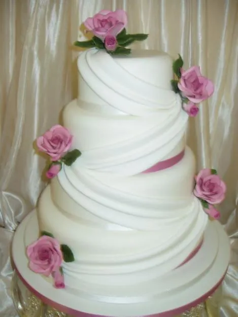 Fotos de tortas de quince años modernas - Imagui