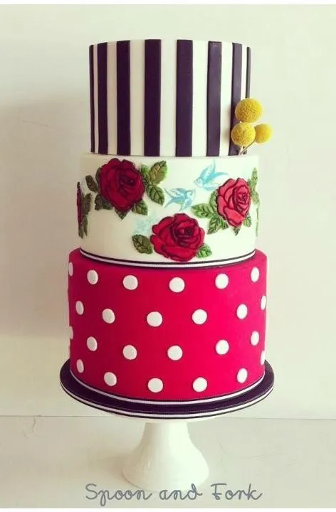IMAGENES DE TORTAS DECORADAS: DECORACION DE TORTAS PARA MUJERES