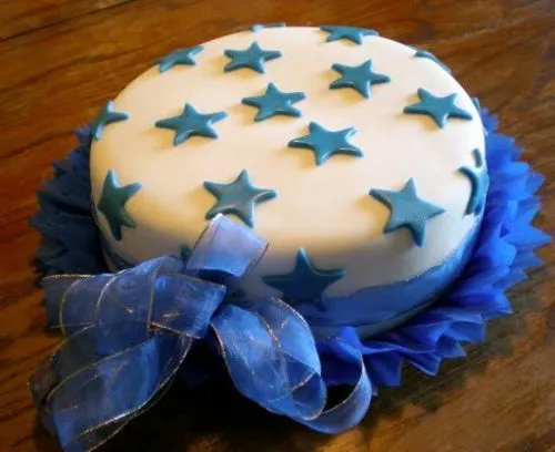 Imagen Torta Fantasia de estrellas - grupos.emagister.com