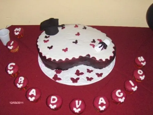 Fotos de tartas de graduación - Imagui