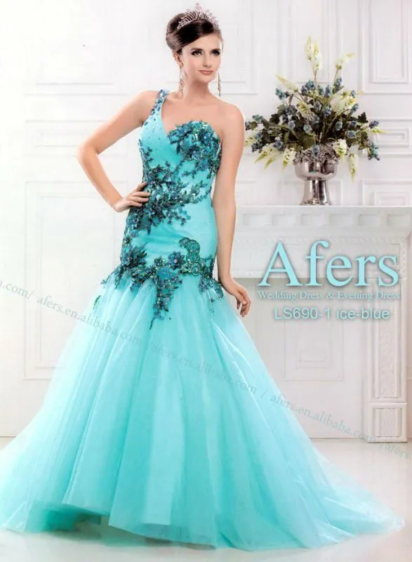 Lo vestidos mas lindo del mundo - Imagui