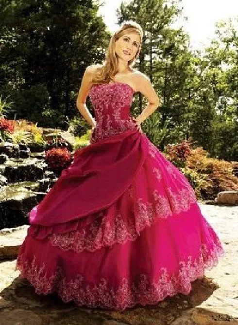 Imágenes de vestidos de 15 años (quinceaños) | AquiModa.com ...