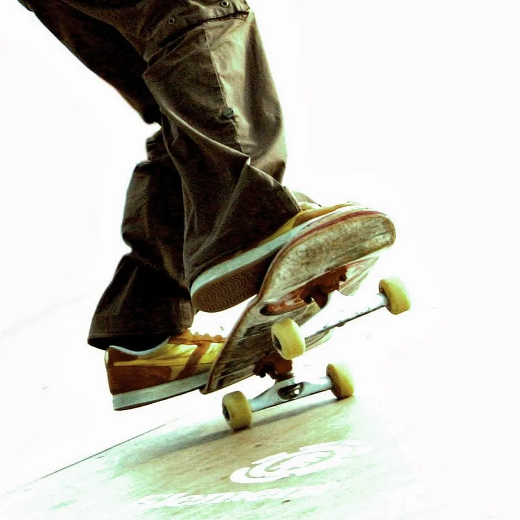 Imágenes Hilandy: Fondo de Pantalla Persona haciendo skate