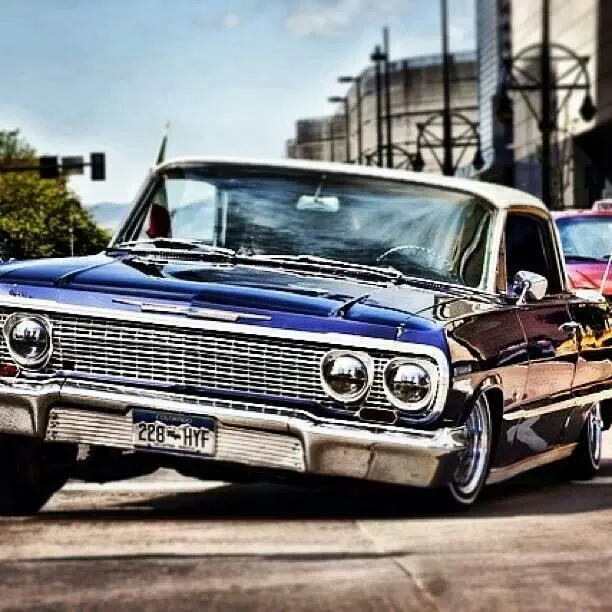 Impala lowrider on airbags or hydraulics | Lowriders- Carros ...