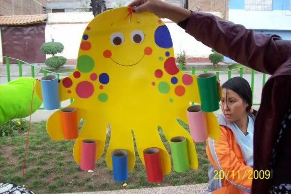 Juego didáctico con material reciclable para niños de preescolar ...